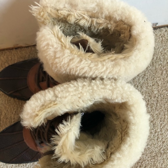 Ralph Lauren Winter Boots - Picture 3 of 4